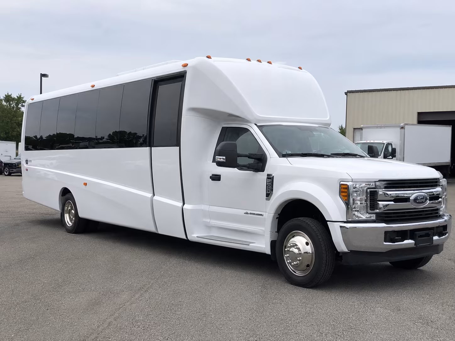 after prom and late night bus rentals in kenner
