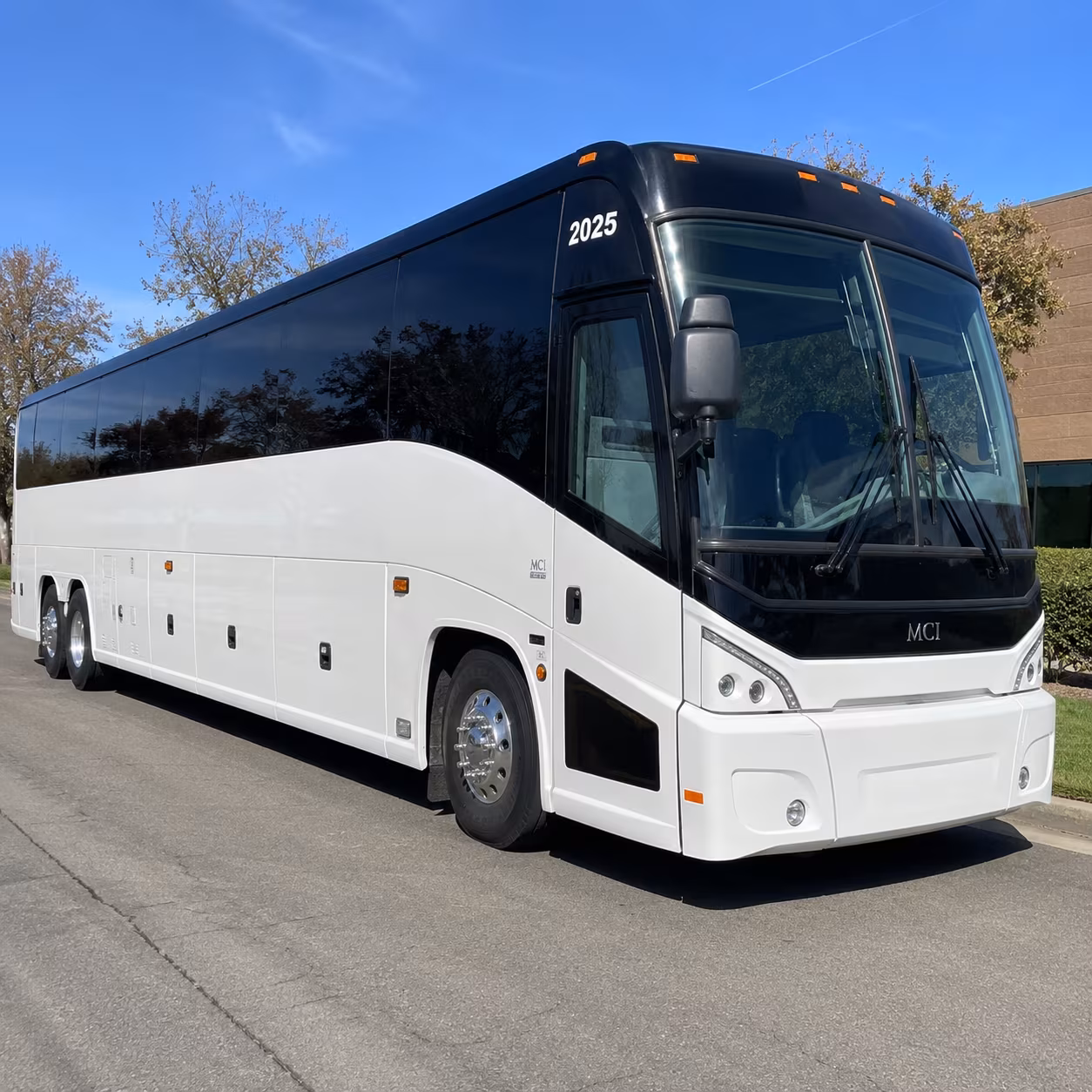 charter bus rentals for kenner area federal agency teams