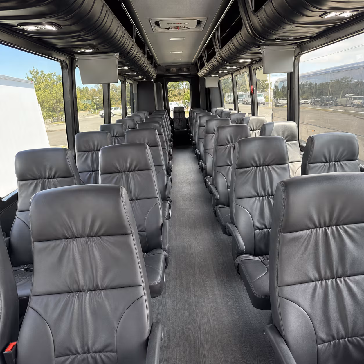 compare kenner bus rentals from a network of companies in minutes