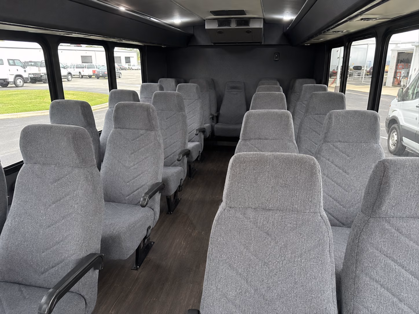 corporate wine tour bus rentals for kenner and jefferson parish groups