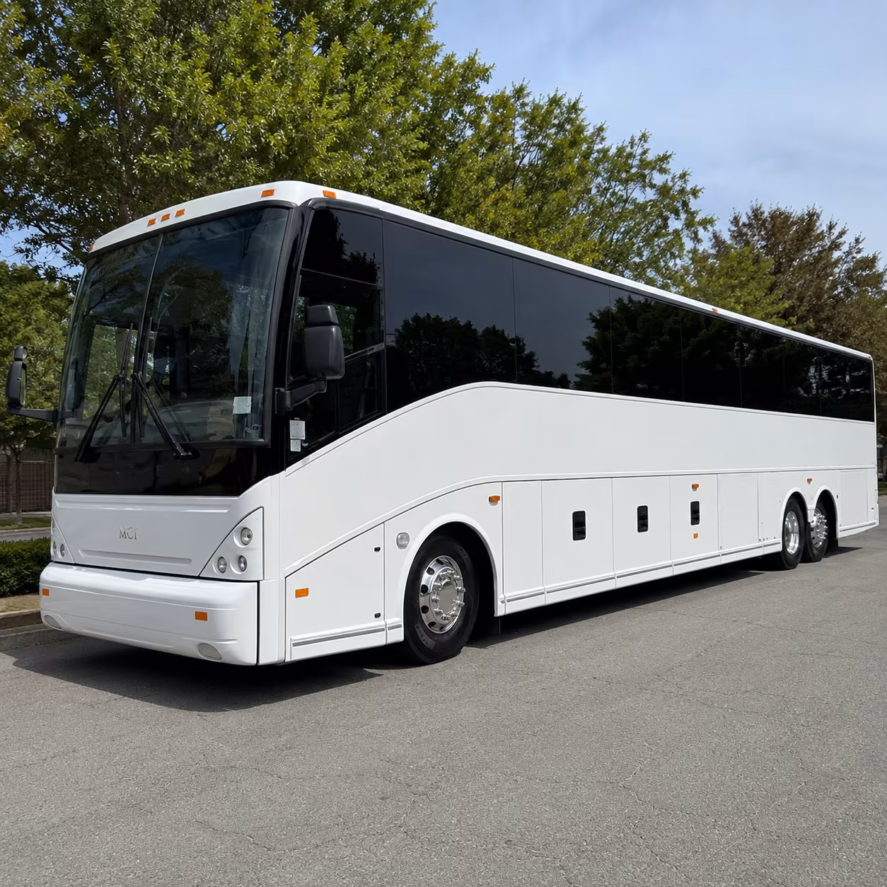 find the perfect transportation for your next airport transfer 4