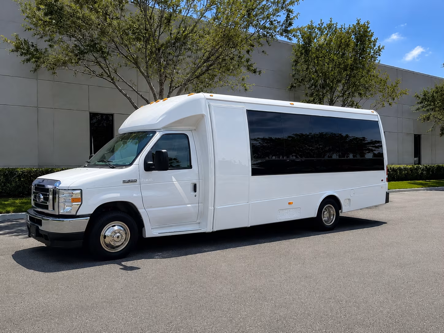 find the perfect transportation for your next private event 5