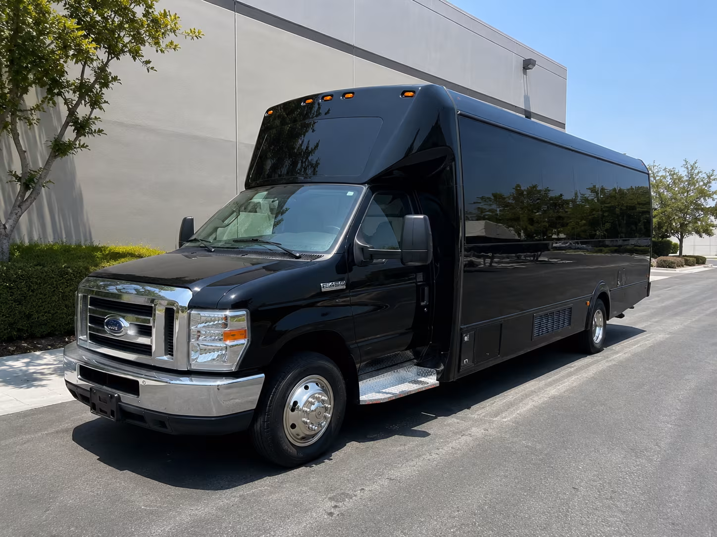 kenner wedding party bus rental
