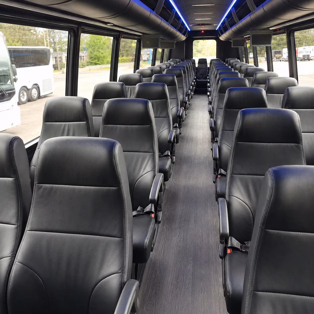 minibuses and charter buses for minor league and local sporting events near kenner