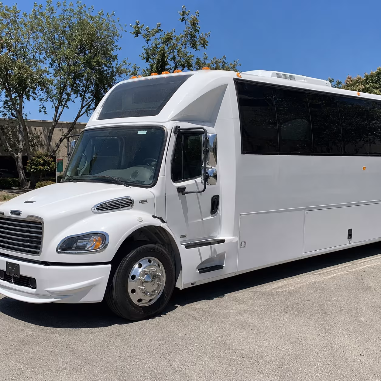 party bus transportation for kenner area proms and